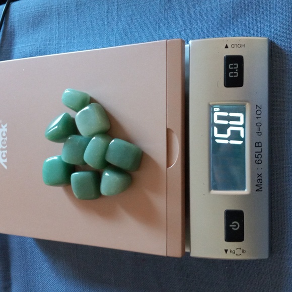 Bundle of Green Adventurine Tumbles - Picture 4 of 4